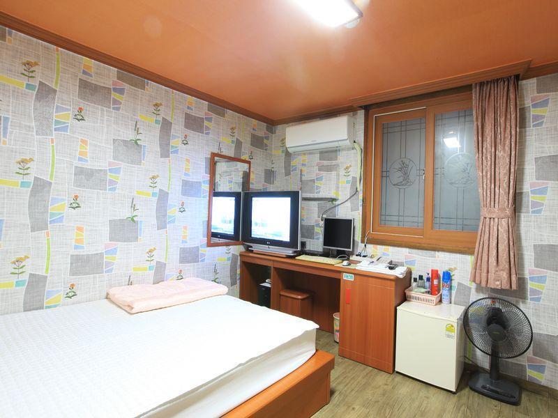Busan Inn Motel Eksteriør billede